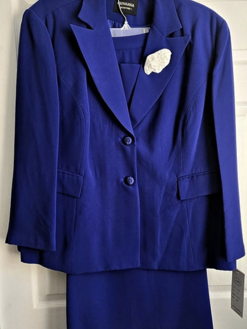 Giovanna Signature Women's 2-Piece Blue Suit Size 28W NWT